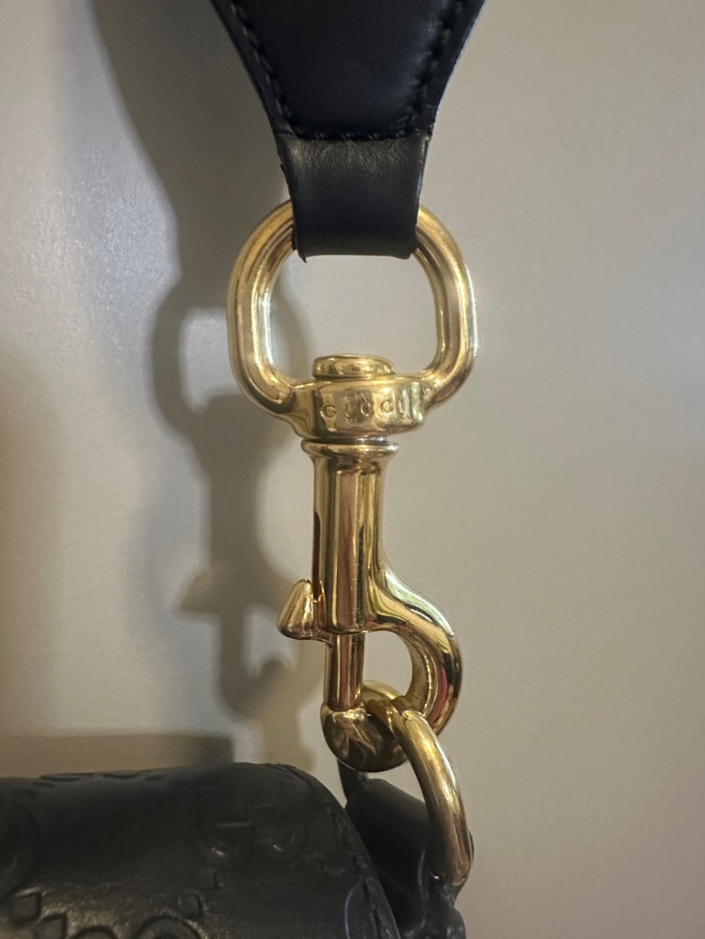 Gucci Black Guccissima Padlock Messenger Bag - Picture 9 of 10